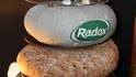 Promostolek Radox, vítěz kategorie Prostředky pro služby podpory prodeje. Zadavatel: Unilever, autor: Dago