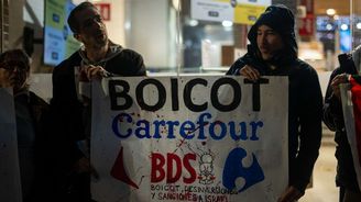 Carrefour opouští Blízký východ, aktivisté hlásí vítězství bojkotu Carrefour opouští Blízký východ, aktivisté hlásí vítězství bojkotu