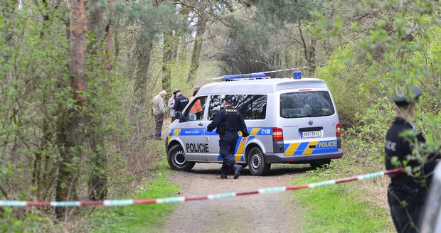 Policie na Mostecku našla zakopané tělo: Je to ztracená Míša? (Ilustrační foto)