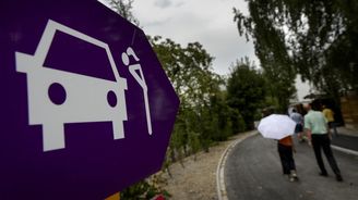 Drive-in po švýcarsku: V Curychu nabízejí prostitutky jako hamburgery