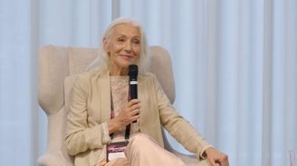 Hana Janata: Před muži jsem ze sebe dělala trochu blbku. Snižovala jsem se a neříkala, že jsem doktorka Hana Janata: Před muži jsem ze sebe dělala trochu blbku. Snižovala jsem se a neříkala, že jsem doktorka