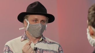 Rosťa Novák: Jel jsem na doraz a tělo vyplo, v očích táty vidím poprvé strach, zachránit se musíme sami Rosťa Novák: Jel jsem na doraz a tělo vyplo, v očích táty vidím poprvé strach, zachránit se musíme sami