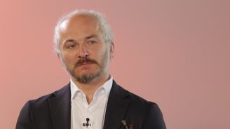 Ruské filmy bojkotovat nebudeme, říká umělecký ředitel karlovarského festivalu Karel Och