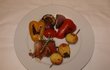 panenka v kabátu z parmské šunky + grilovaná zelenina a brambory