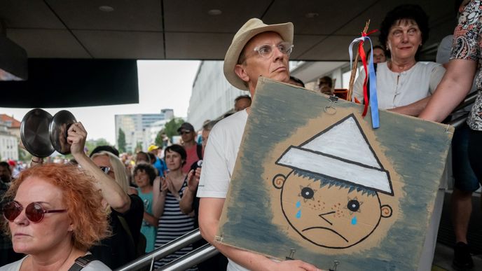 Protest na podporu České televize před sídlem ČT v Praze na Kavčích horách (21.6.2026) Protest na podporu České televize před sídlem ČT v Praze na Kavčích horách (21.6.2026)