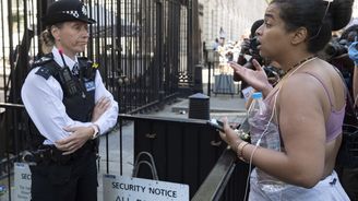 Policie nás zabije dřív, než korona. Organizátorky protestů v Londýně tvrdí, že žijí v rasistické zemi 