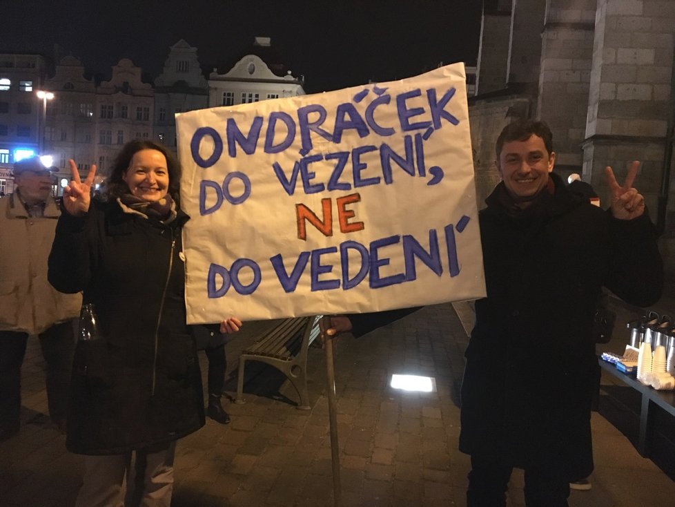 Protest proti Zdeňku Ondráčkovi v Plzni