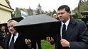 Praktičtí lékaři pořádali ve Žlebech na Kutnohorsku symbolický pohřeb zavřené ordinace.