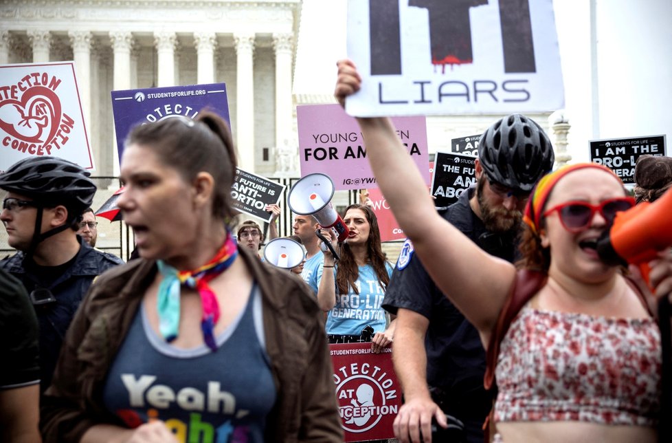 Protesty proti zákazu potratů v USA (23.6.2022)