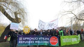 Protesty v Praze: Pochod na podporu uprchlíků