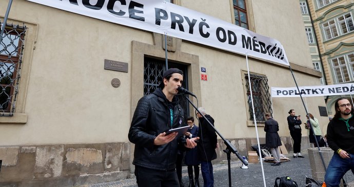 Protesty kvůli rušení koncesionářských poplatků, Praha 23.10.2026
