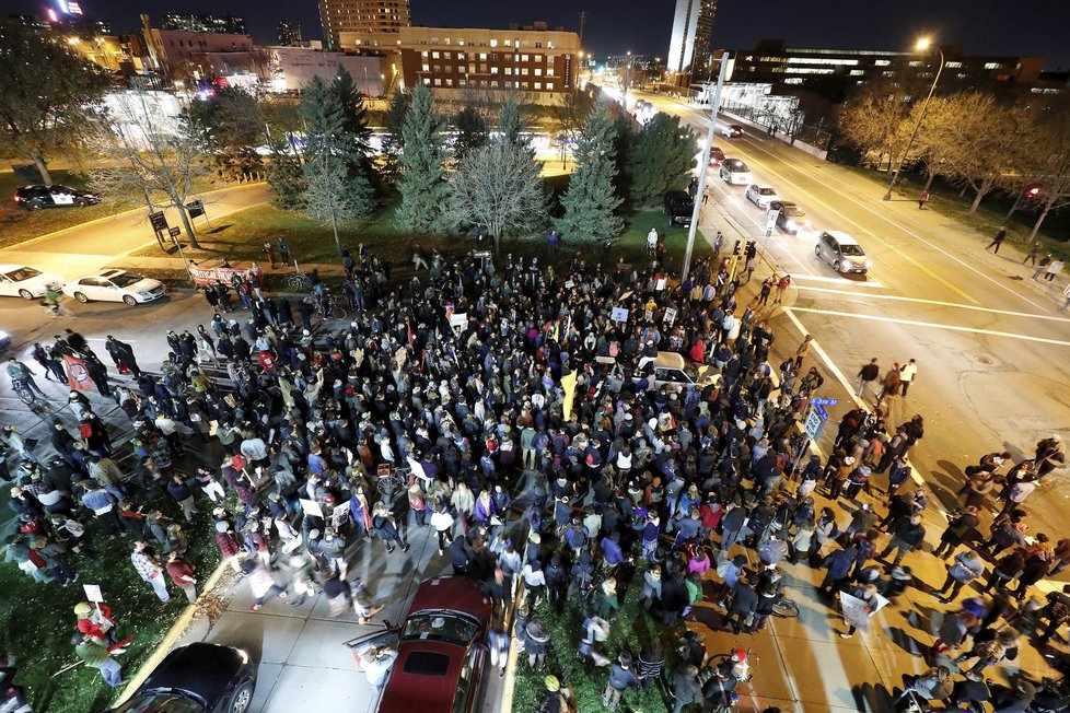 V několika amerických městech vypukly protesty proti zvolení Donalda Trumpa