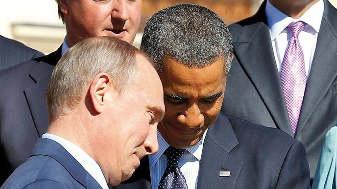 Protichůdné pozice. Vyslechli jsme jeden druhého,
chápeme argumenty, ale neshodneme se, shrnul své
jednání s Obamou Putin.