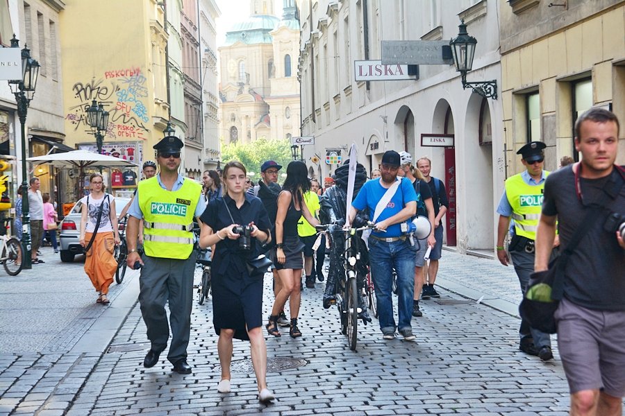 Průvod vyšel ze Staromáku směrem k Vodičkově ulici.