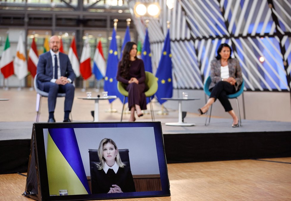První dáma Ukrajiny na videokonferenci Ženy v konfliktech