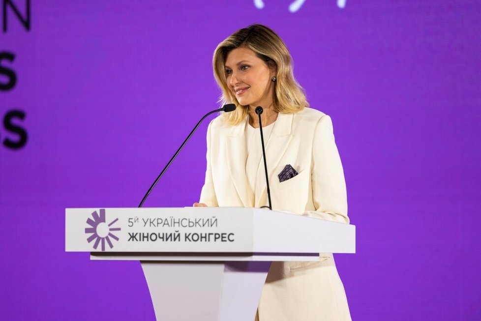 Olena Zelenská na Ukrajinském ženském kongresu.