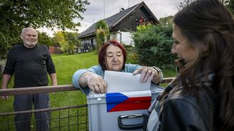 Důchodci si na přilepšení od Babiše budou muset počkat. Možná až tři roky Důchodci si na přilepšení od Babiše budou muset počkat. Možná až tři roky