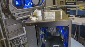 Made in Space: Posádka ISS poprvé zprovoznila 3D tiskárnu
