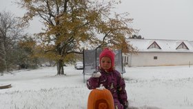 Čtenářka Martina poslala foto dcery Nelly, zachycené v sobotu v 16:15 v Pavlově u Ledče nad Sázavou.