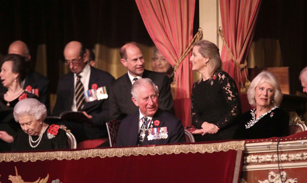 Stoleté výročí konce první světové války si v Royal Albert Hall připomněla také britská královská rodina