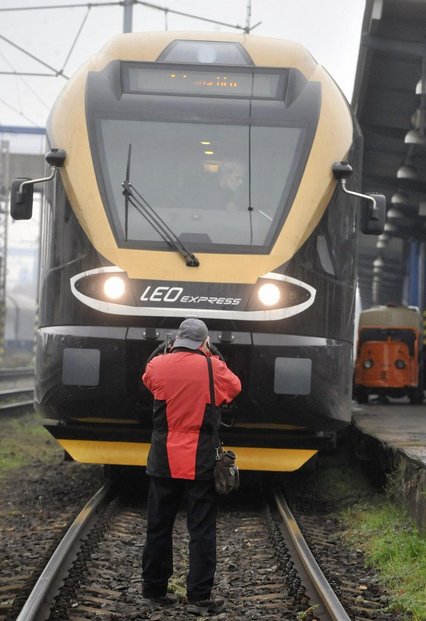 První vlak společnosti Leo Express s cestujícími dorazil dnes po osmé hodině ranní z Prahy do Ostravy, na trati bude konkurovat spojům Českých drah a firmy RegioJet. (Foto ČTK)