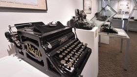 Vládní zaměstnanci města Matanuka-Susitna na Aljašce byli nuceni oprášit staré psací stroje poté, co jejich počítačový systém napadl vyděračský program typu ransomware. (ilustrační foto)