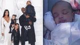 Pojmenovat dítě „Žalm“ Kardashianové nestačí! Ukázala miminko a prozradila druhé jméno