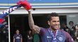 Obránce Dani Alves odmítl Manchester City a stal se novou posilou PSG