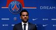 Obránce Dani Alves odmítl Manchester City a stal se novou posilou PSG