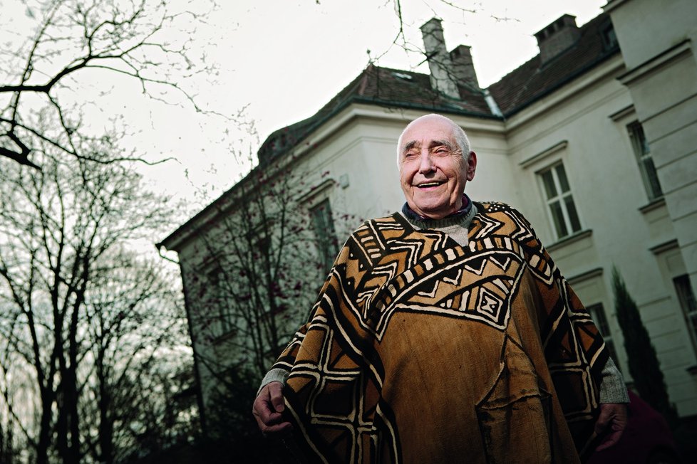 Psychiatr Radkin Honzák se narodil v roce 1939, přesto je stále aktivní v ambulantní péči. Platí v Česku za největšího odborníka na psychosomatiku a vše kolem ní.