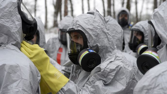 Preventivní zásah proti výskytu ptačí chřipky (foto z roku 2017).