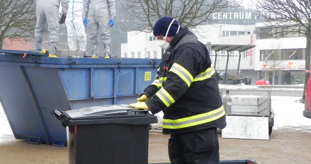 Ptačí chřipka: Za slepici 250, za husu 1000 korun. Drobným chovatelům běží lhůta pro podání žádostí o odškodnění