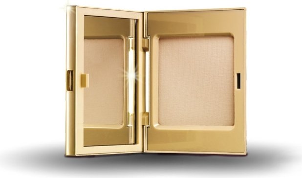 Avon Luxe, hedvábný pudr, 199 Kč, koupíte na www.avon.cz