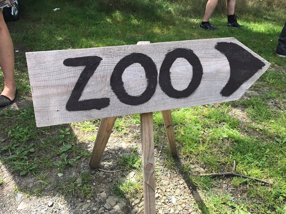 Zoopark ve Zvoli.