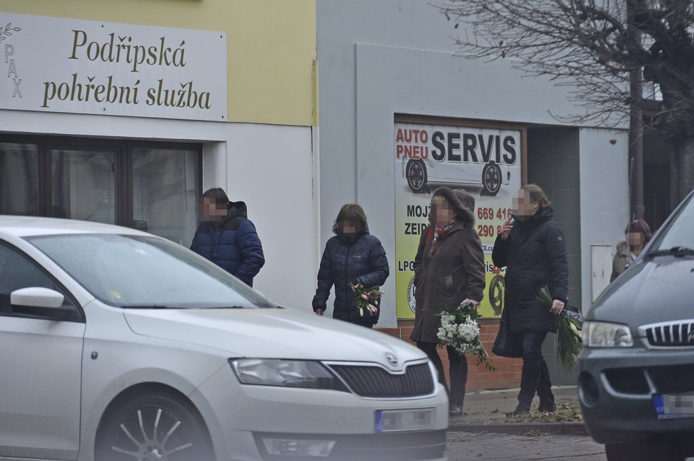 Pohřeb zavražděné pumpařky Jany Š. (†58).