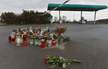 Pohřeb zastřelené pumpařky z Miřejovic: Policie má první stopy