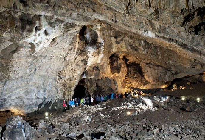 Kateřinská jeskyně vyniká zejména unikátními geologickými a hydrologickými poměry. Kateřinská jeskyně vyniká zejména unikátními geologickými a hydrologickými poměry.