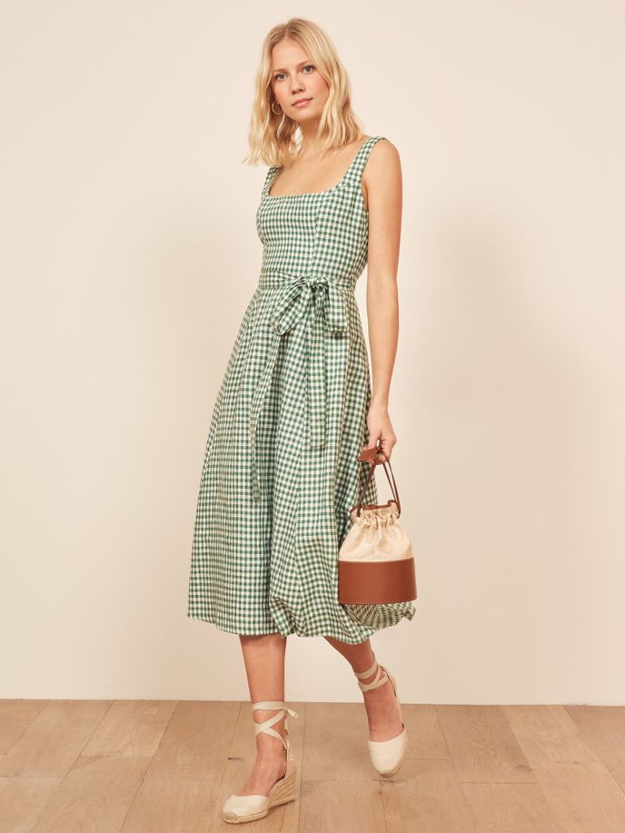 Reformation, 218 $, www.thereformation.com Reformation, 218 $, www.thereformation.com