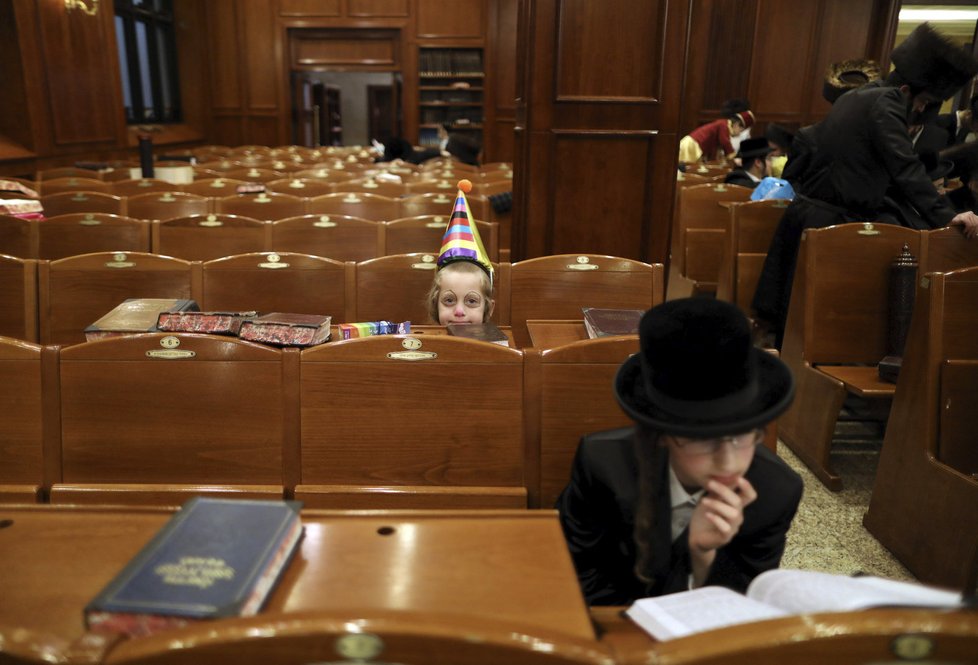 Oslavy nejveselejšího židovského svátku Purim