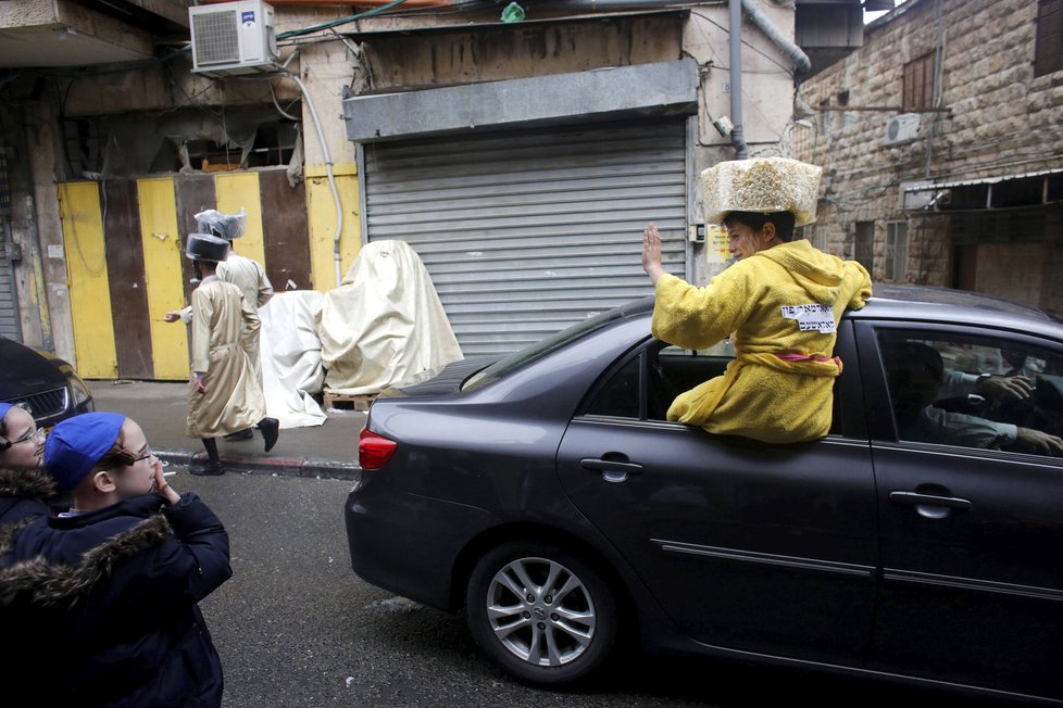 Oslavy nejveselejšího židovského svátku Purim