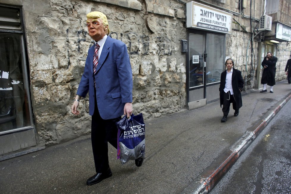 Oslavy nejveselejšího židovského svátku Purim