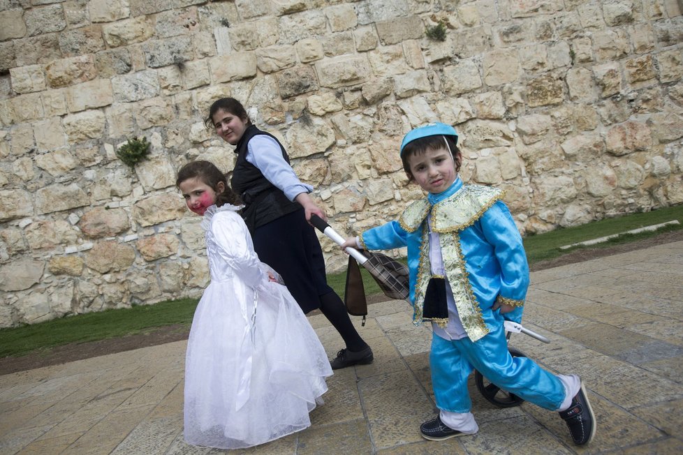 Oslavy nejveselejšího židovského svátku Purim