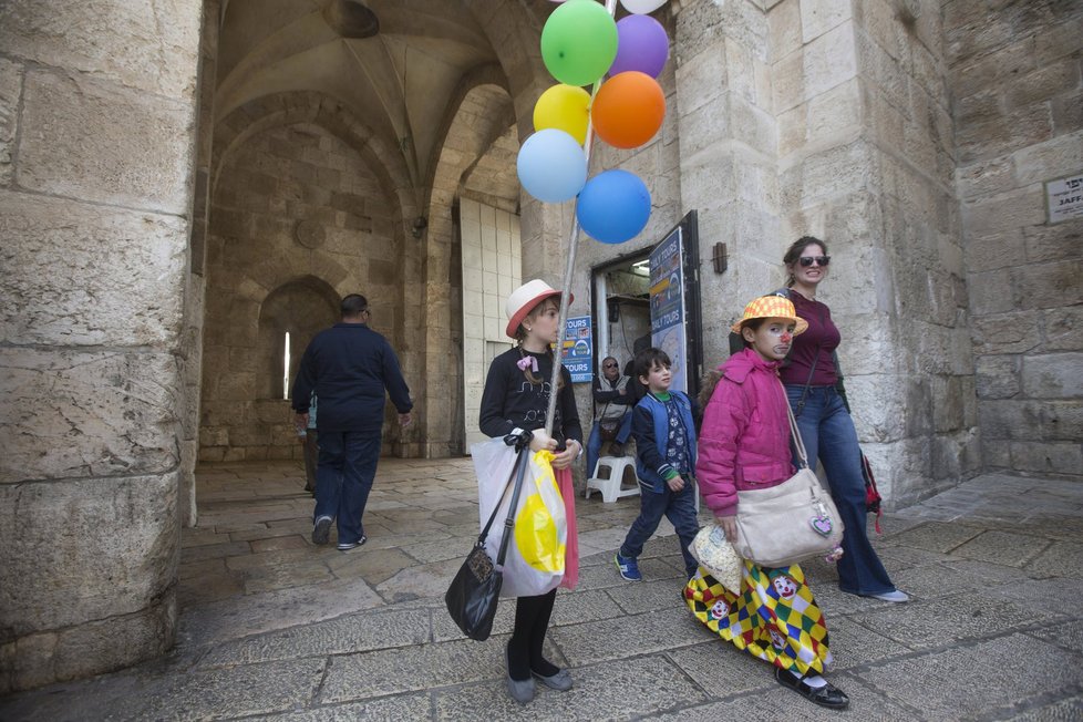 Oslavy nejveselejšího židovského svátku Purim