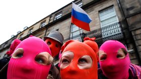 Rusky protestují v Moskvě proti uvěznění skupiny