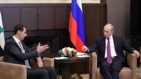 Syrský prezident Bašár Asad a ruský prezident Vladimir Putin jsou spojenci.