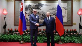 Schůzka Vladimir Putin-Robert Fico v Pekingu (2. 9. 2025).