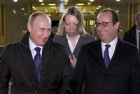 Putin okouzlil francouzského prezidenta: Hollande odcházel z jednání s úsměvem!