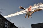 Putin si osedlal ptáky a vylétl vstříc meteoritu