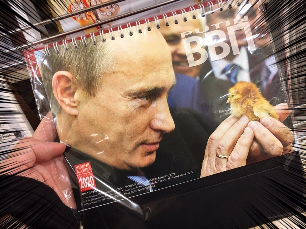 Kalendáře s Putinem jsou ruský evergreen a hit i v západních zemích