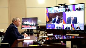 Putin na online zasedání Bezpečnostní rady RF